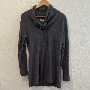 Colombia Gray Cowl Neck Long Sleeve Top